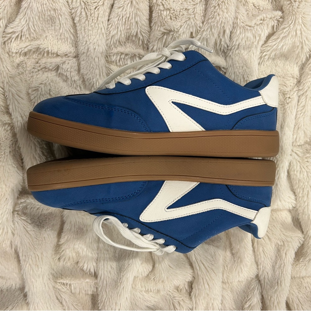 Dolce Vita Voyage sneakers